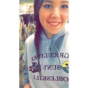 Meet your Posher, Mackenzie